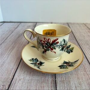 Lenox 1995 Winter Greetings Teacup And Saucer Vintage